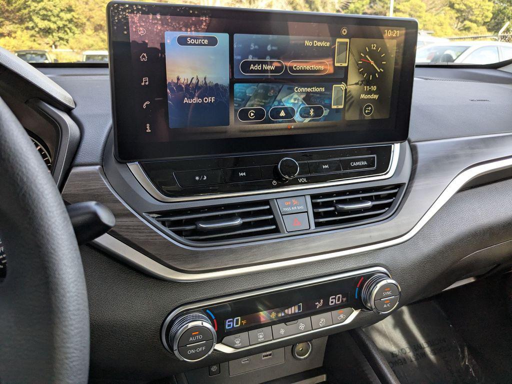 new 2025 Nissan Altima car, priced at $28,805