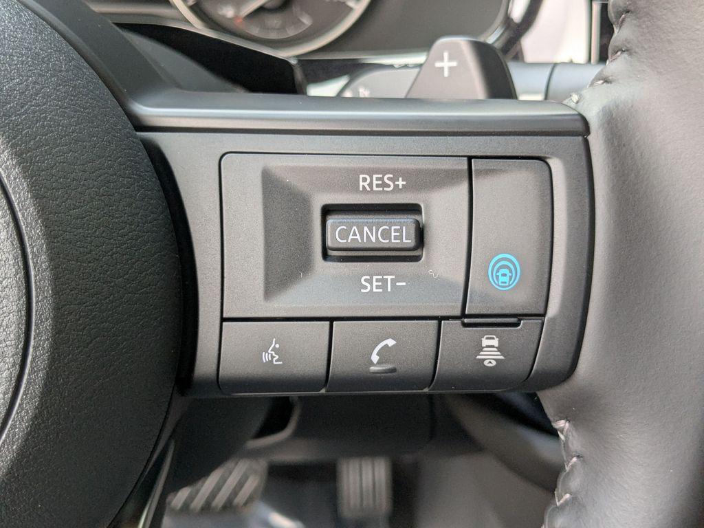 new 2025 Nissan Pathfinder car, priced at $34,772