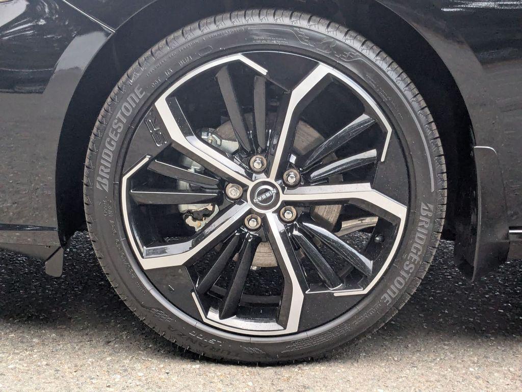 new 2025 Nissan Altima car, priced at $31,980