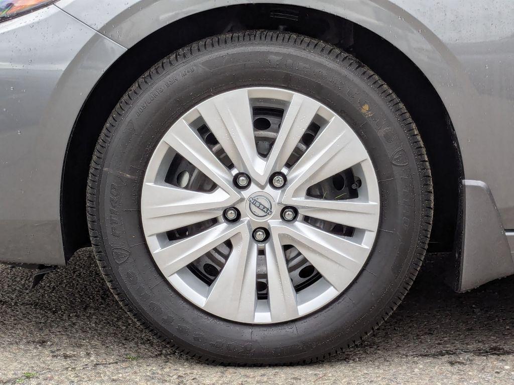 new 2025 Nissan Sentra car, priced at $21,860