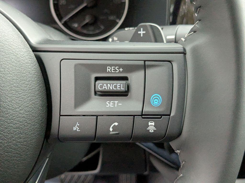 new 2025 Nissan Pathfinder car, priced at $34,772