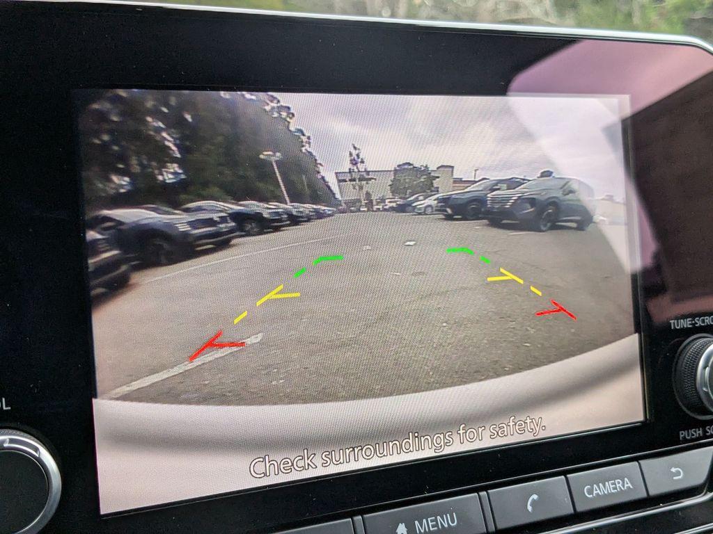 new 2025 Nissan Pathfinder car, priced at $34,772