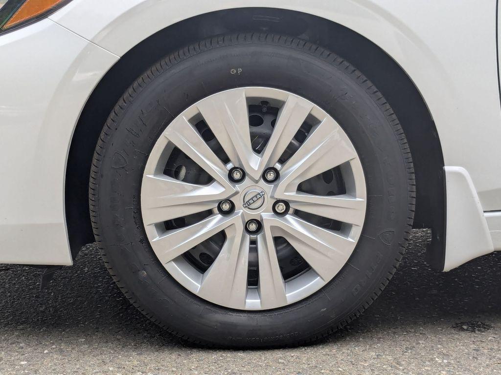 new 2025 Nissan Sentra car, priced at $21,835