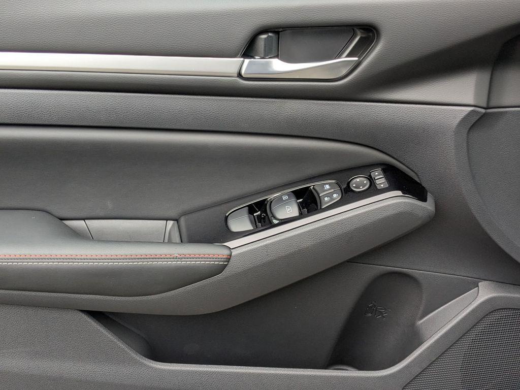 new 2025 Nissan Altima car, priced at $32,235