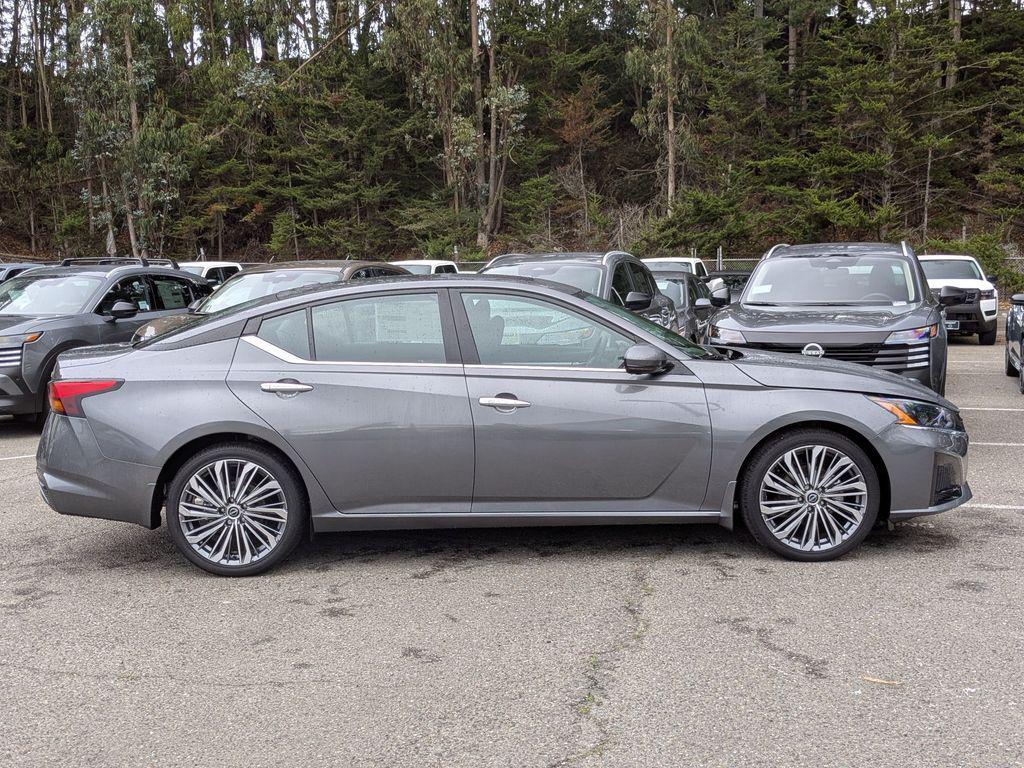 new 2025 Nissan Altima car, priced at $34,085
