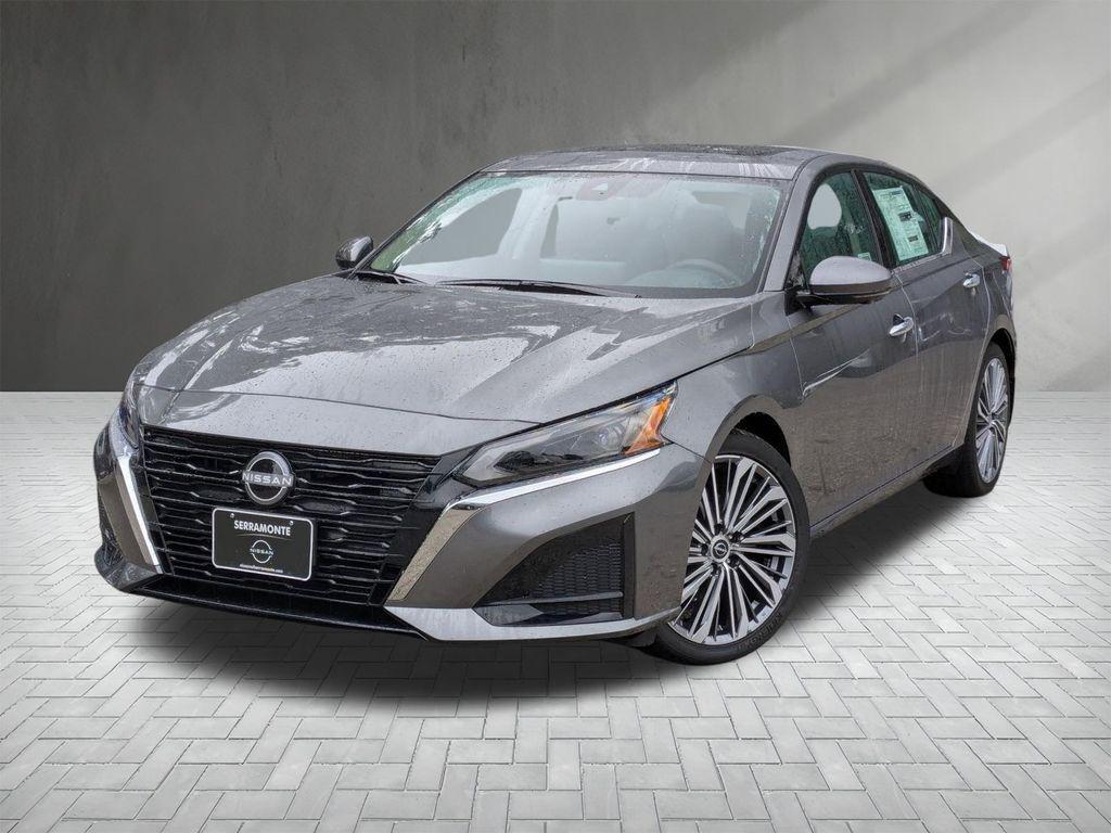 new 2025 Nissan Altima car, priced at $34,085