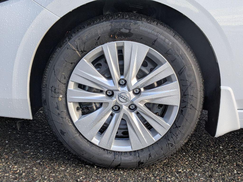 new 2025 Nissan Sentra car, priced at $21,925