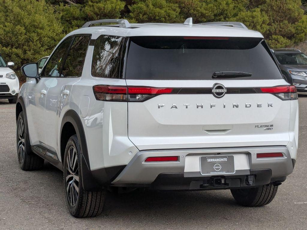 new 2025 Nissan Pathfinder car, priced at $46,061