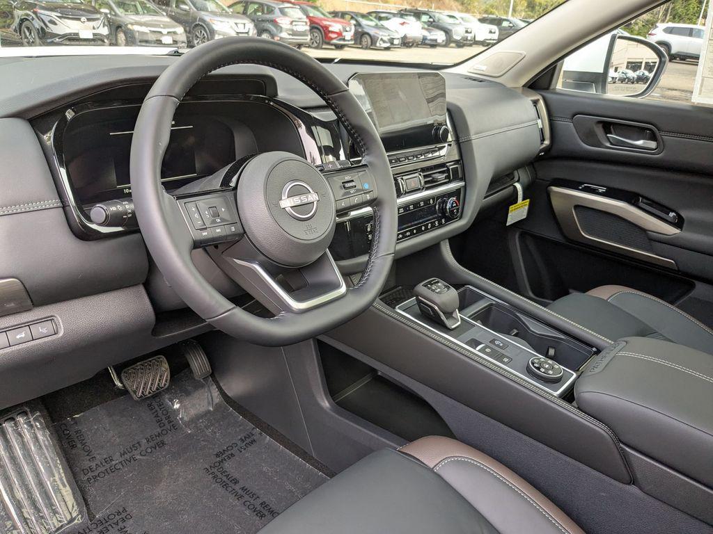 new 2025 Nissan Pathfinder car, priced at $46,061