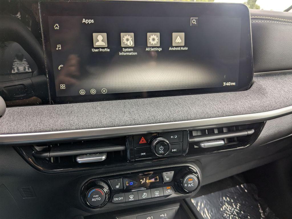 new 2026 Nissan Kicks car, priced at $27,075