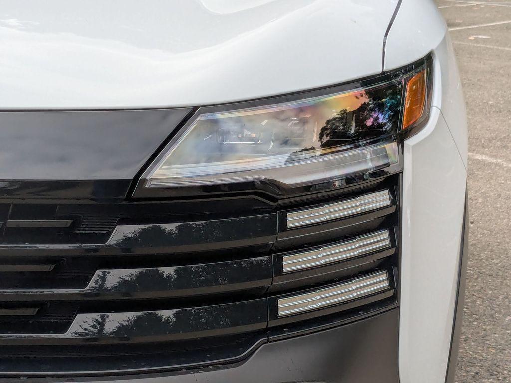 new 2026 Nissan Kicks car, priced at $27,075