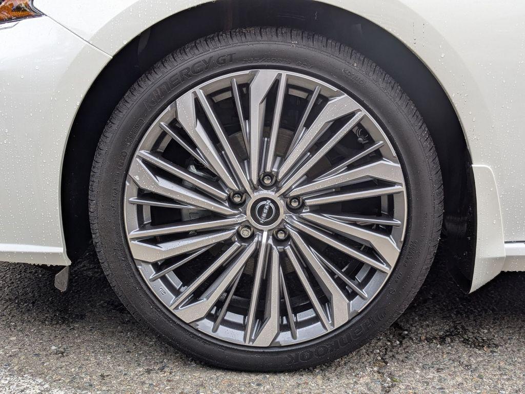 new 2025 Nissan Altima car, priced at $34,535