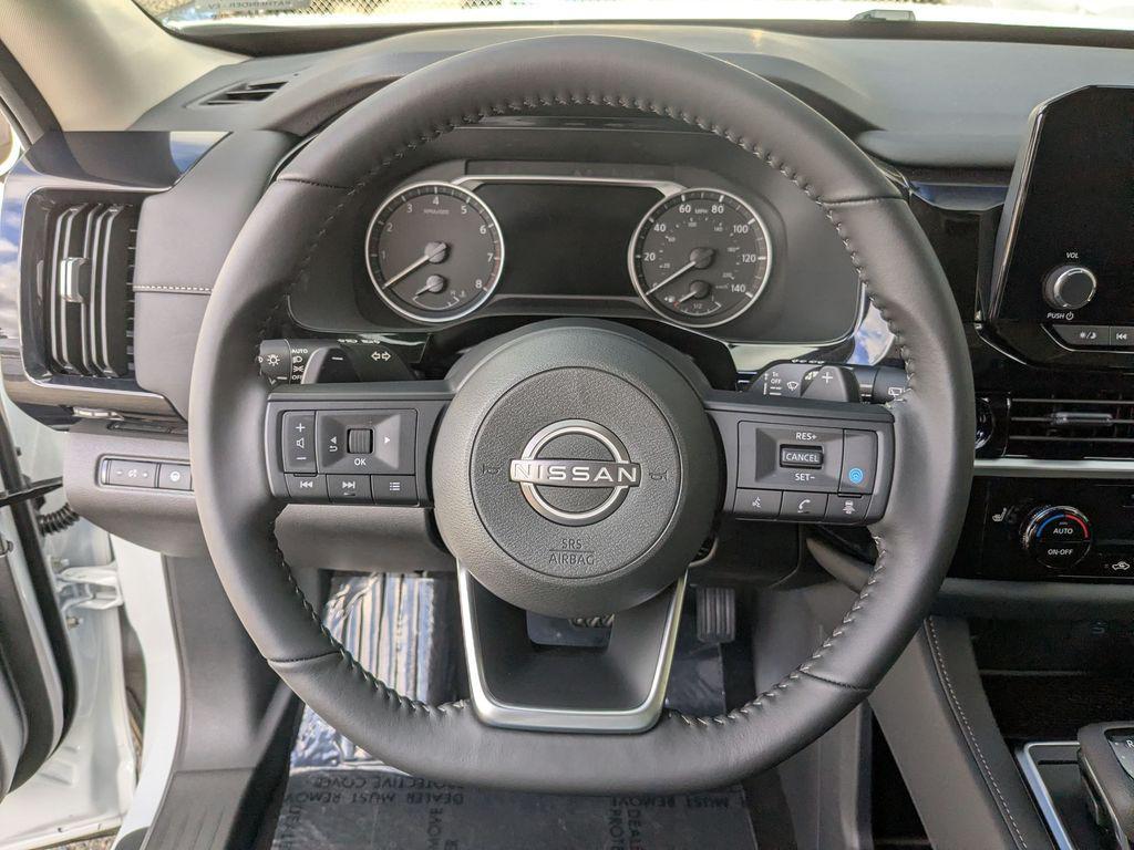 new 2025 Nissan Pathfinder car, priced at $38,861