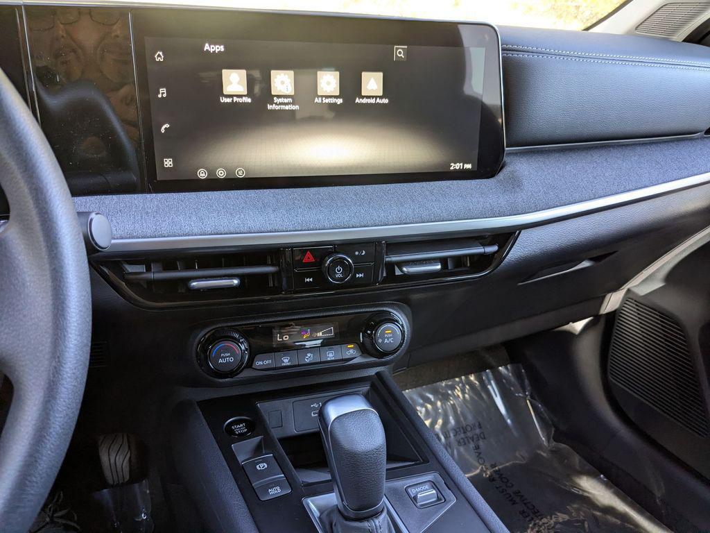 new 2026 Nissan Kicks car, priced at $25,195