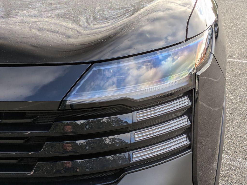 new 2025 Nissan Kicks car, priced at $23,347