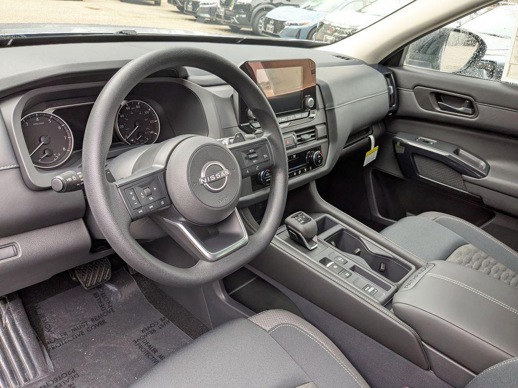 new 2025 Nissan Pathfinder car, priced at $30,975