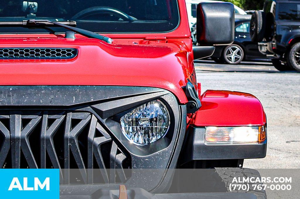 used 2021 Jeep Gladiator car, priced at $36,420