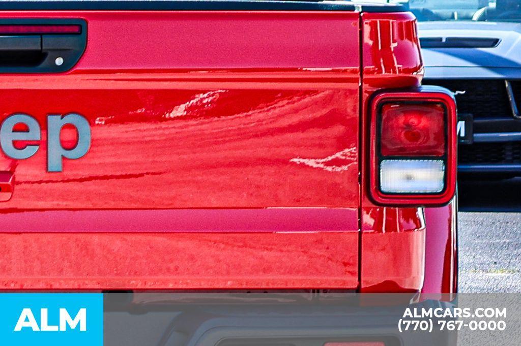 used 2021 Jeep Gladiator car, priced at $36,420