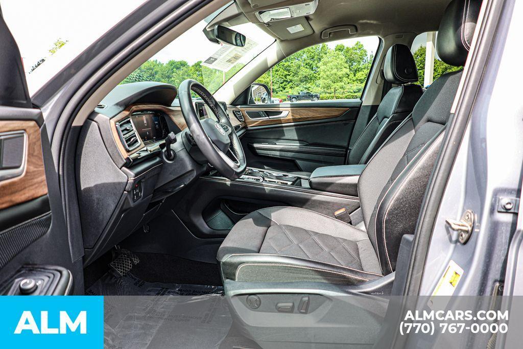 used 2024 Volkswagen Atlas car, priced at $29,220