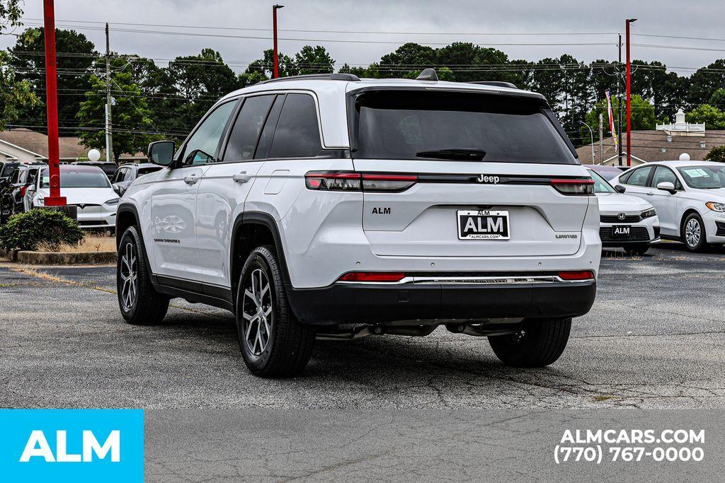 used 2024 Jeep Grand Cherokee car, priced at $32,420