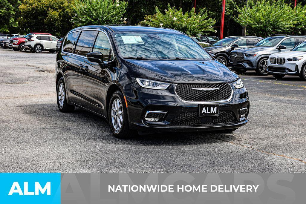 used 2023 Chrysler Pacifica car, priced at $20,120