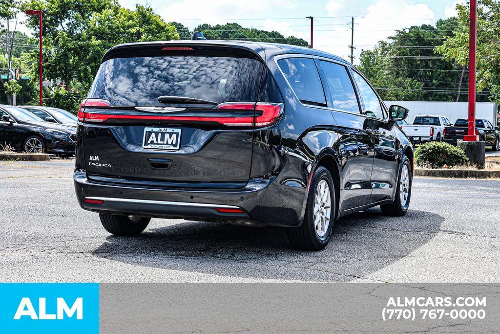 used 2023 Chrysler Pacifica car, priced at $20,120