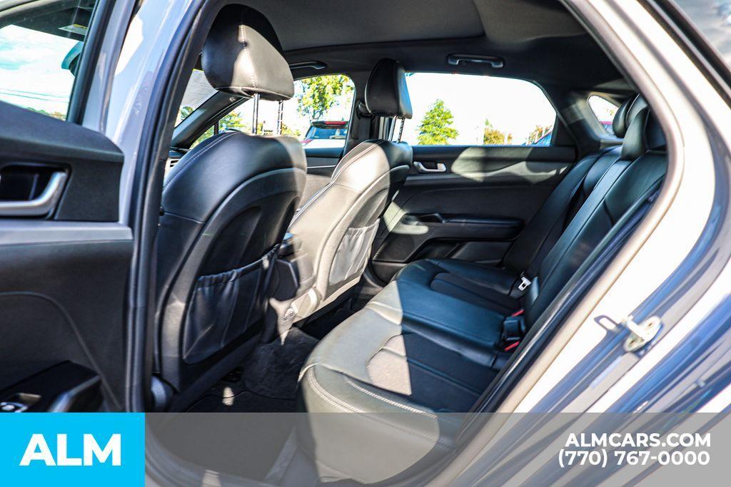 used 2021 Kia K5 car