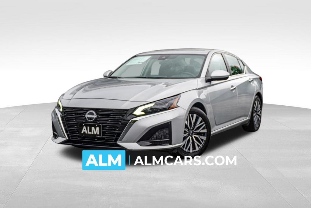 used 2023 Nissan Altima car, priced at $21,420