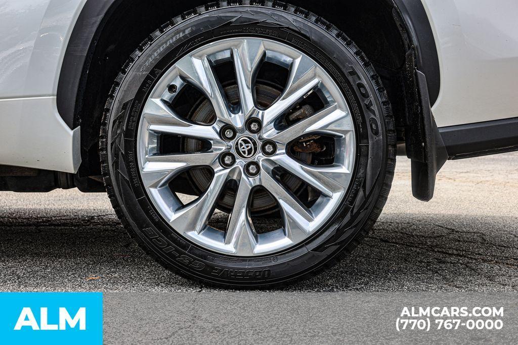 used 2023 Toyota Highlander Hybrid car, priced at $44,470