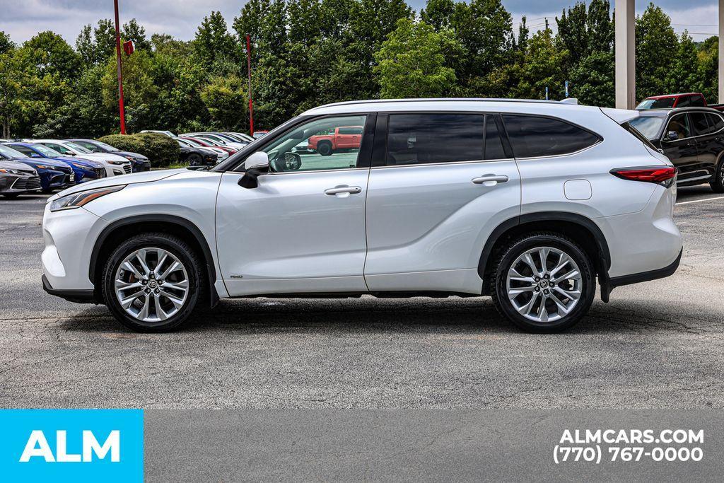 used 2023 Toyota Highlander Hybrid car, priced at $44,470