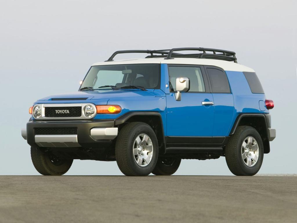 used 2012 Toyota FJ Cruiser car, priced at $23,220