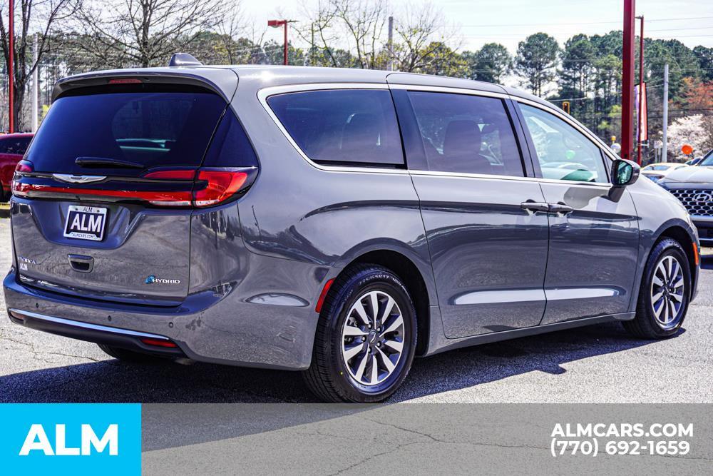 used 2022 Chrysler Pacifica Hybrid car, priced at $23,920