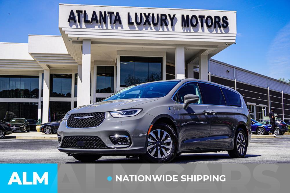 used 2022 Chrysler Pacifica Hybrid car, priced at $23,920