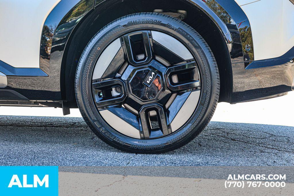 used 2024 Kia EV9 car, priced at $42,960