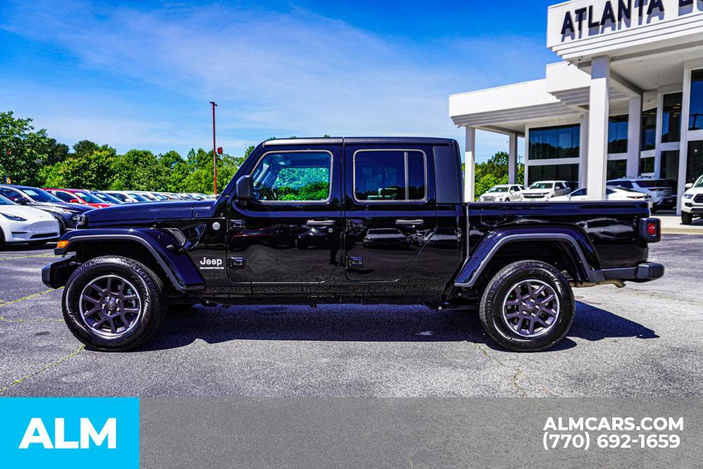 used 2023 Jeep Gladiator car, priced at $32,220