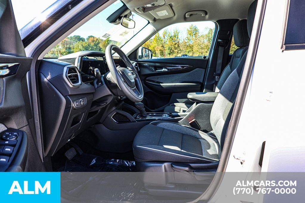 used 2025 Chevrolet TrailBlazer car, priced at $22,420