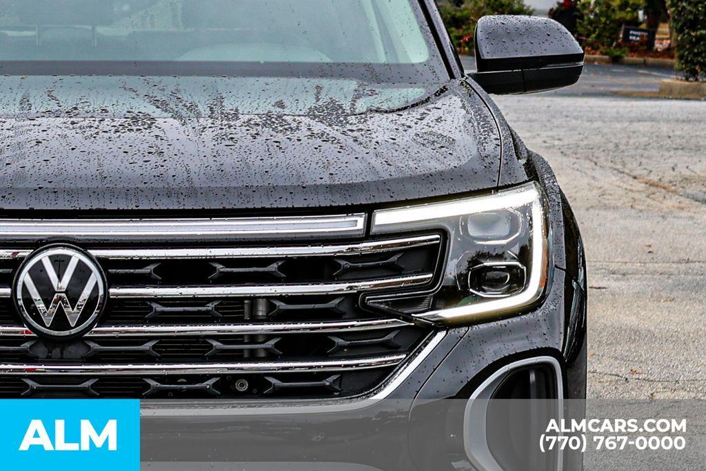 used 2025 Volkswagen Atlas car, priced at $33,920