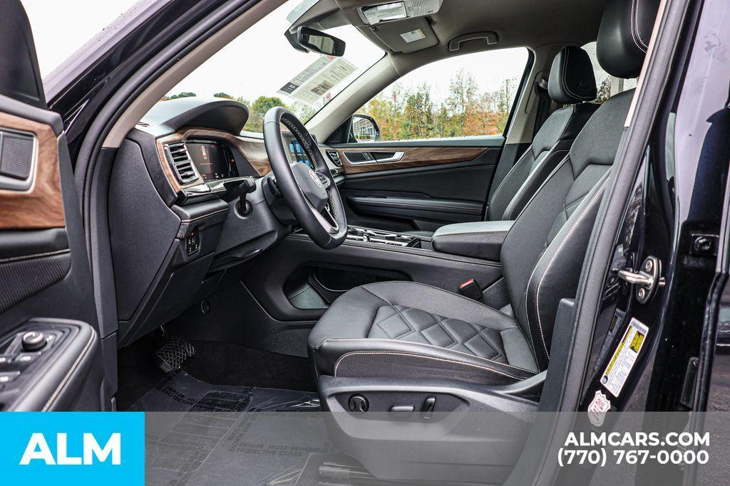 used 2025 Volkswagen Atlas car, priced at $33,920