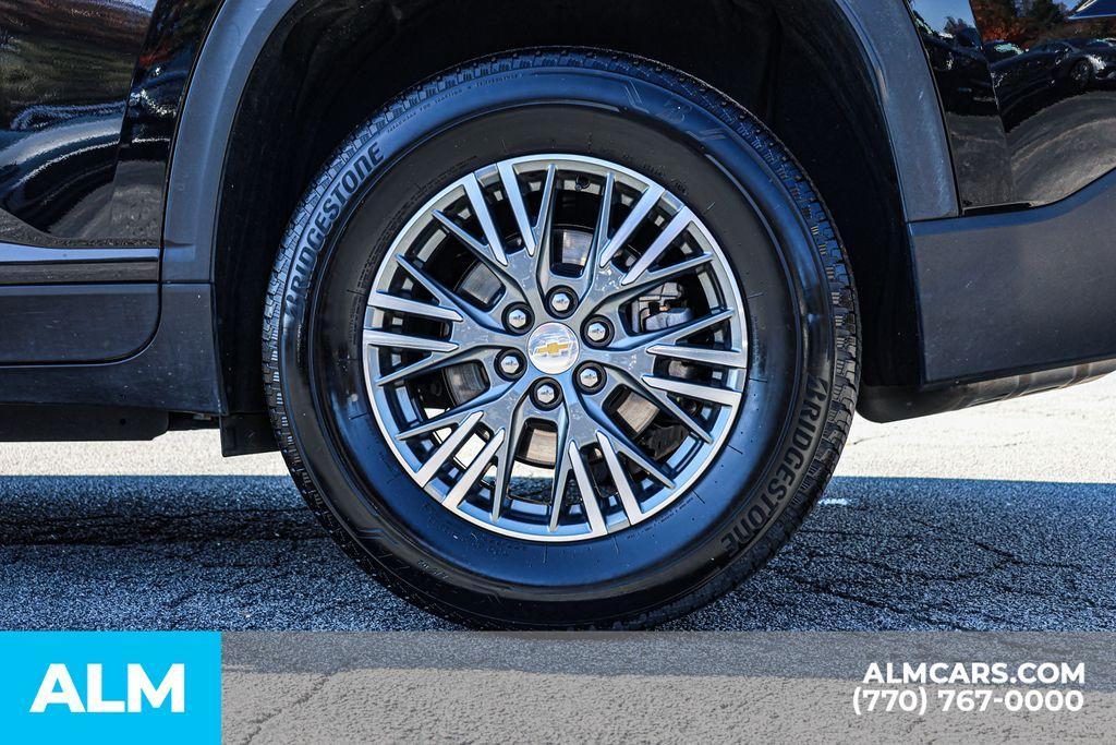 used 2024 Chevrolet Traverse car, priced at $33,420