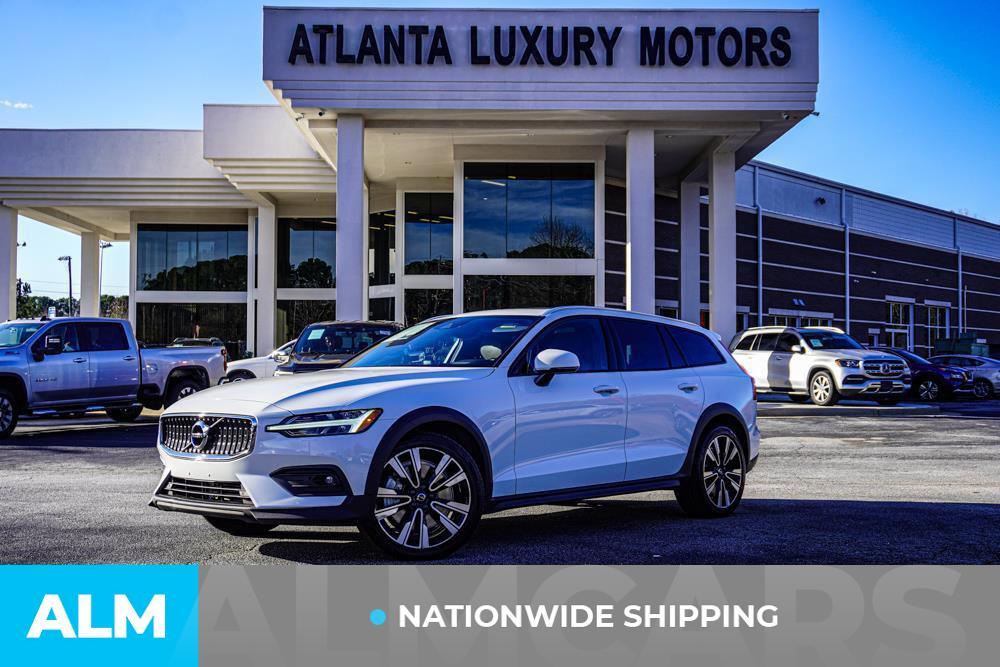 used 2021 Volvo V60 Cross Country car, priced at $28,820