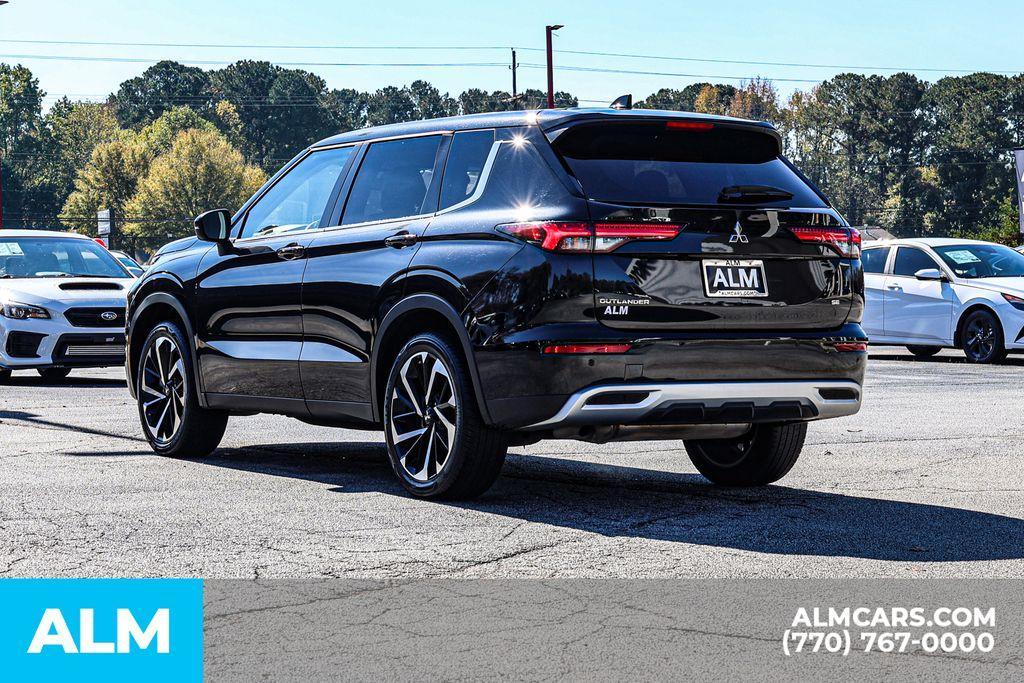 used 2024 Mitsubishi Outlander car, priced at $22,920