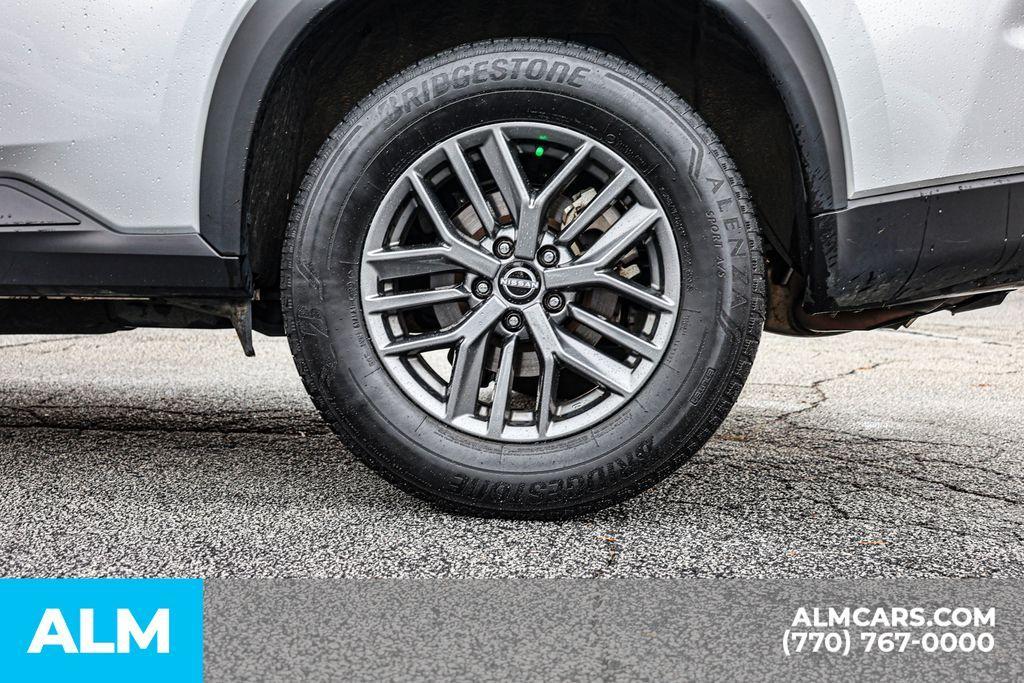 used 2024 Nissan Rogue car, priced at $18,920