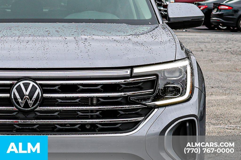 used 2025 Volkswagen Atlas car, priced at $34,920