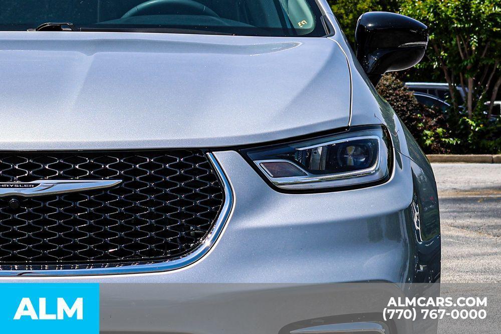 used 2024 Chrysler Pacifica car, priced at $29,420