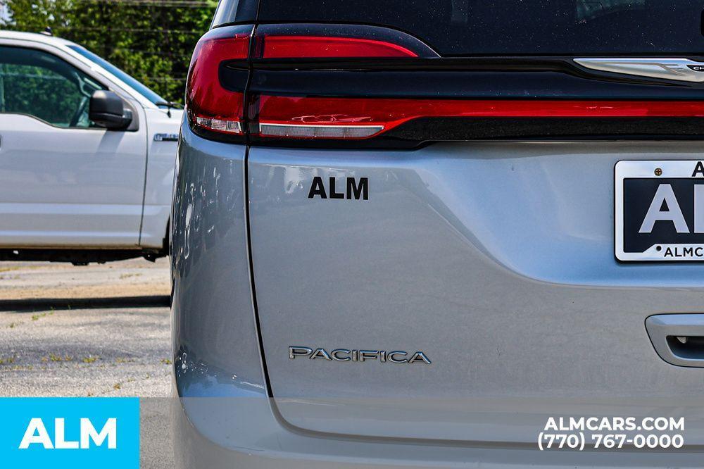 used 2024 Chrysler Pacifica car, priced at $29,420