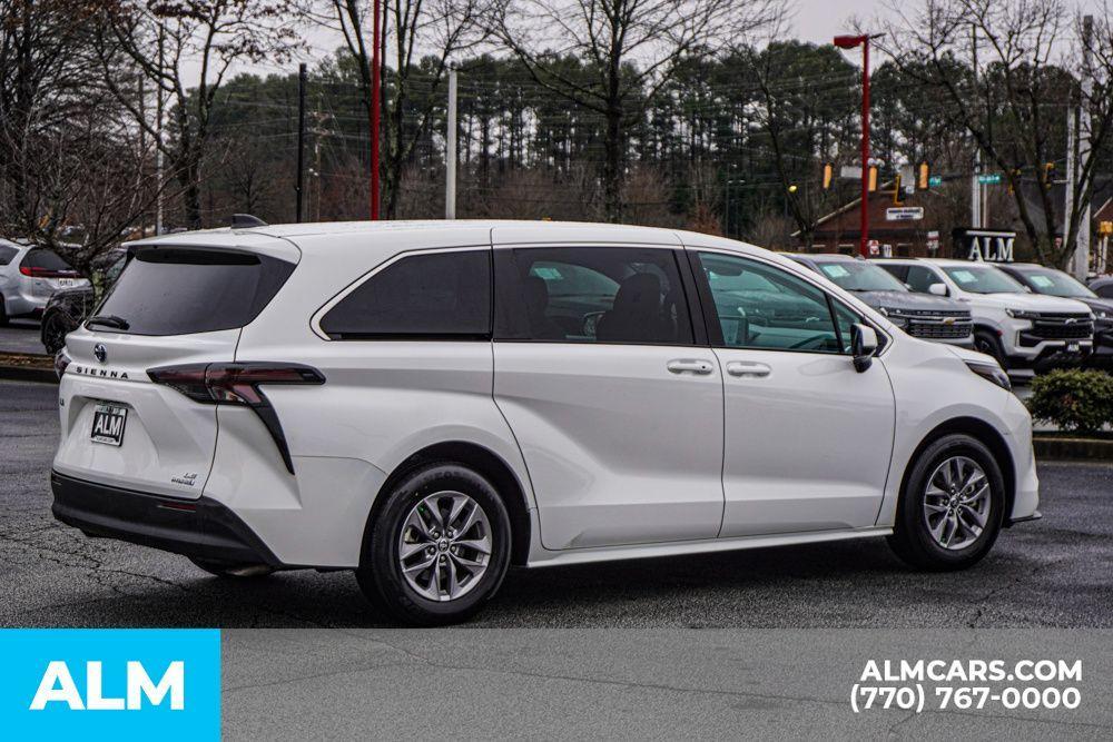 used 2023 Toyota Sienna car, priced at $37,920