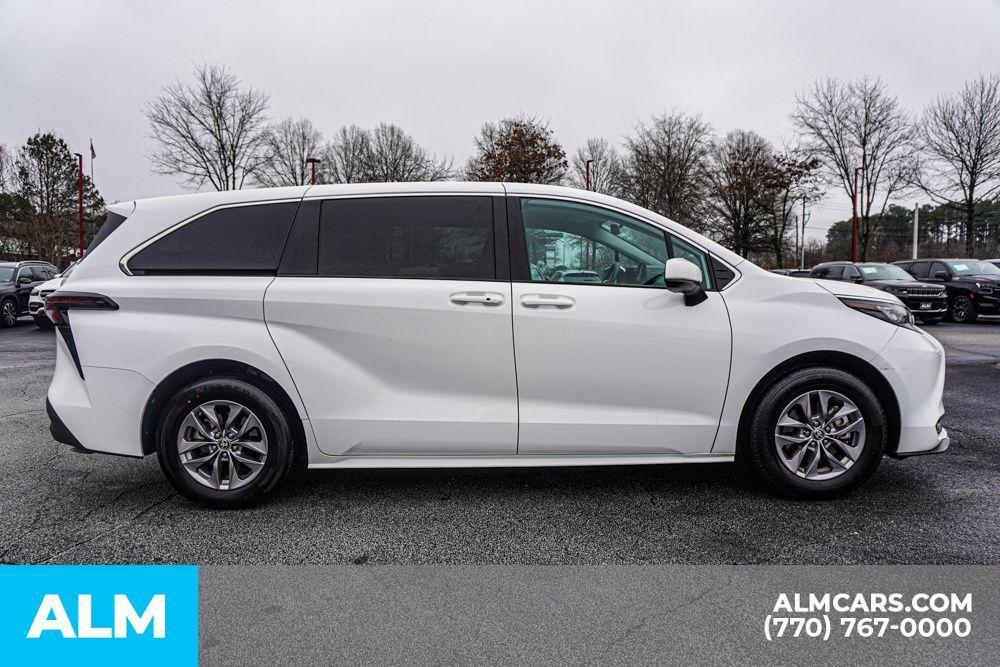 used 2023 Toyota Sienna car, priced at $37,920