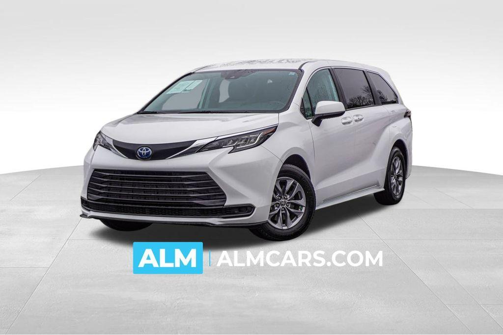 used 2023 Toyota Sienna car, priced at $37,920