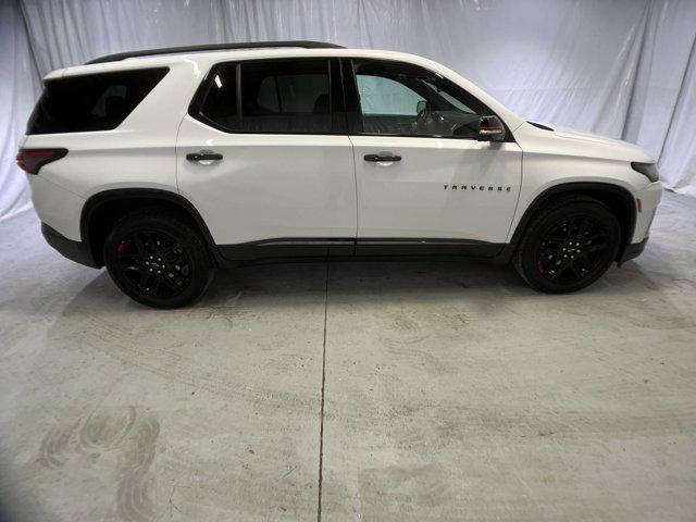 used 2022 Chevrolet Traverse car, priced at $37,498