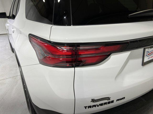 used 2023 Chevrolet Traverse car, priced at $31,988